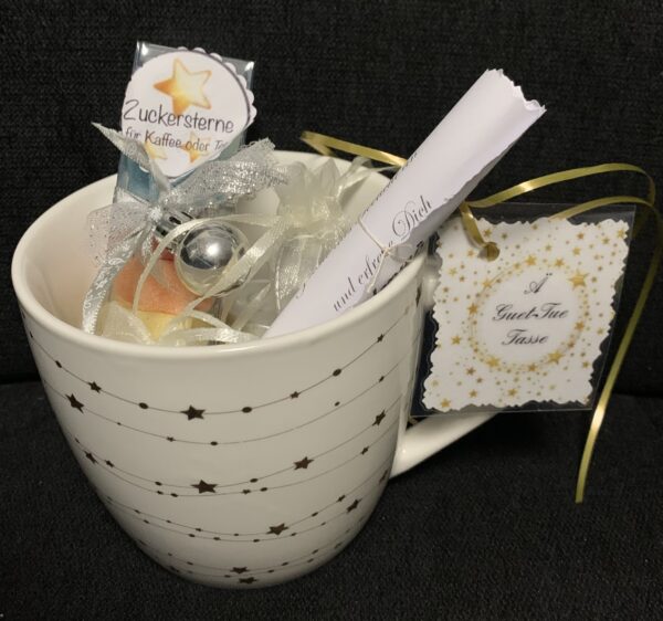 Geschenk-Set" Guet tue Tasse" (creme)Seelenwärmer mit 7 Teelicht-Botschaften und Zuckersternen-Set (kunterbunt)