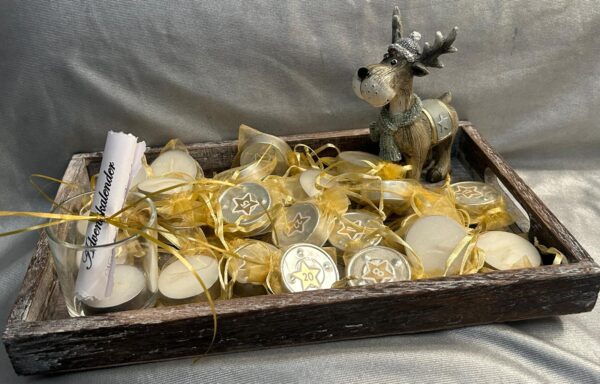 Adventskalender Teelicht - Botschaften Holz-Schale mit Elch mint gold