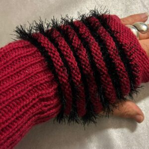 Amedisli / Pulswärmer weinrot/schwarz